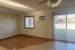 626 Terry Ct, Roselle, IL 60172 - Photo 10