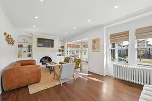 711 Clinton Ave, Oak Park, IL 60304 - Photo 4