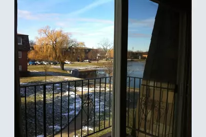 9368 Bay Colony Drive #2S, Des Plaines, IL 60016 - Photo 14