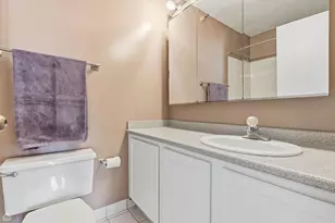 10 E Ontario St, Chicago, IL 60611 - Photo 8