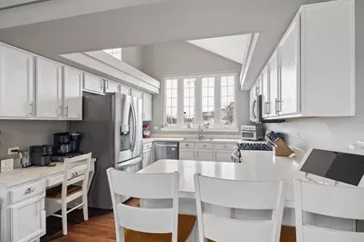 2401 Red Oak Court, Plainfield, IL 60586 - Photo 8