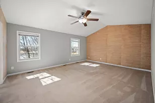 1282 Omega Cir Dr, Dekalb, IL 60115 - Photo 14