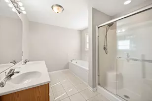 1282 Omega Cir Dr, Dekalb, IL 60115 - Photo 16