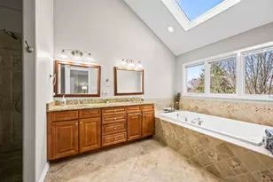 2711 Deering Bay Dr, Naperville, IL 60564 - Photo 42