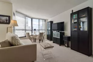 405 N Wabash Ave, Chicago, IL 60611 - Photo 2