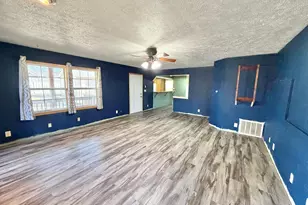 329 Obispo Ave, Machesney Park, IL 61115 - Photo 2