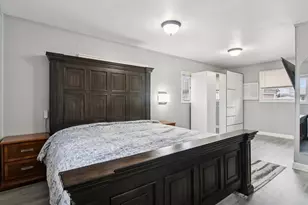 1625 Dennison Rd, Hoffman Estates, IL 60169 - Photo 24