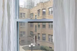 540 W Cornelia Ave, Chicago, IL 60657 - Photo 18