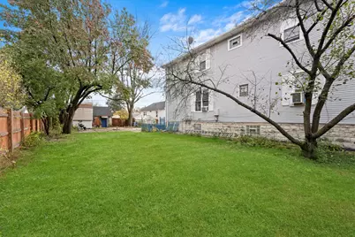 940 Troost Avenue, Forest Park, IL 60130 - Photo 2