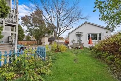 940 Troost Avenue, Forest Park, IL 60130 - Photo 4