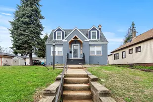 2718 W 96th Pl, Evergreen Park, IL 60805 - Photo 1