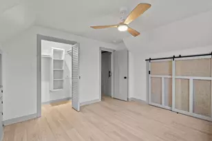 2718 W 96th Pl, Evergreen Park, IL 60805 - Photo 12