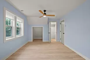 2718 W 96th Pl, Evergreen Park, IL 60805 - Photo 10