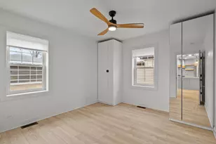 2718 W 96th Pl, Evergreen Park, IL 60805 - Photo 8