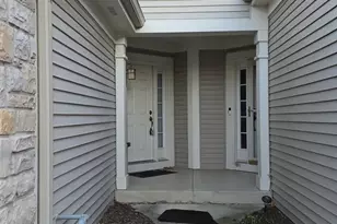 434 Vaughn Cir, Aurora, IL 60502 - Photo 2