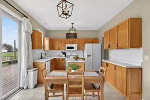 1859 Sedgegrass Trail, Aurora, IL 60504 - Photo 10