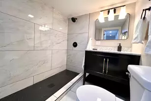 754 E 158th St, South Holland, IL 60473 - Photo 12