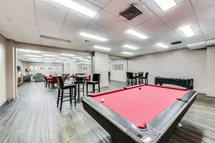 3930 N Pine Grove Ave, Chicago, IL 60613 - Photo 26