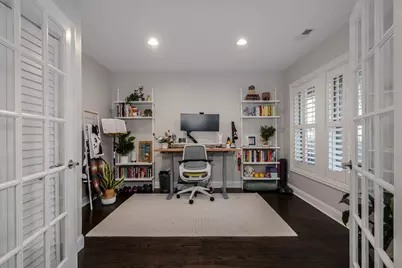 3024 W Newport Avenue, Chicago, IL 60618 - Photo 30