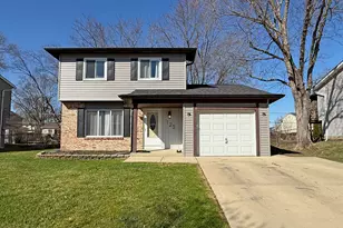 125 Monterey Dr, Bolingbrook, IL 60440 - Photo 1