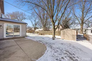 125 Monterey Dr, Bolingbrook, IL 60440 - Photo 16