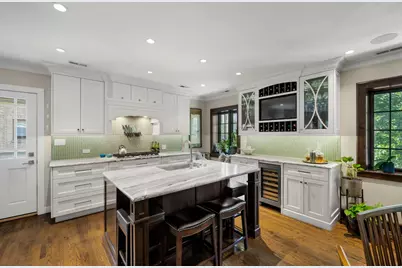 1705 W Leland Avenue, Chicago, IL 60640 - Photo 10