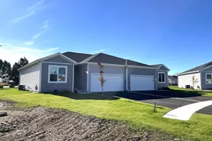 517 Cobblestone Cir, Harvard, IL 60033 - Photo 1