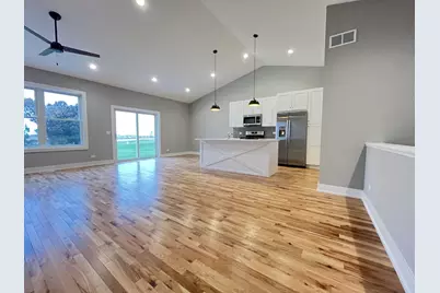 517 Cobblestone Circle, Harvard, IL 60033 - Photo 2