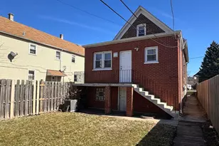 10710 S Green Bay Ave, Chicago, IL 60617 - Photo 18