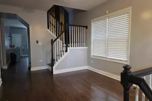 [Address not provided], Chicago, IL 60617 - Photo 4