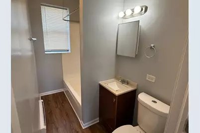 1-15 N Keeler Avenue, Chicago, IL 60624 - Photo 8