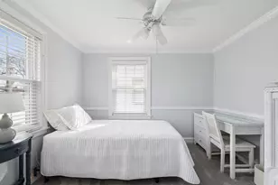 1713 N 76th Ct, Elmwood Park, IL 60707 - Photo 16