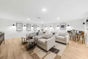 104 S Monroe St, Hinsdale, IL 60521 - Photo 42