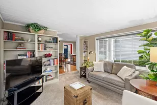 1120 Raleigh Rd, Glenview, IL 60025 - Photo 14