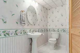 2013 Lyndhurst Ln, Aurora, IL 60503 - Photo 20