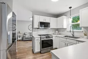 1919 Spring Ridge Dr, Plainfield, IL 60586 - Photo 8