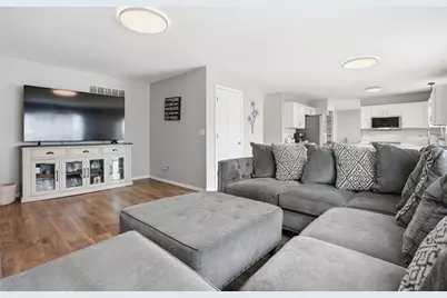 1919 Spring Ridge Drive, Plainfield, IL 60586 - Photo 4