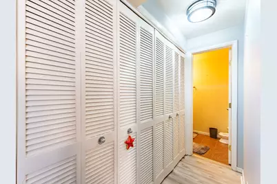 6337 Roosevelt Road #309, Berwyn, IL 60402 - Photo 4