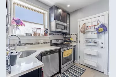 5717 N Kimball Avenue #2N, Chicago, IL 60659 - Photo 6