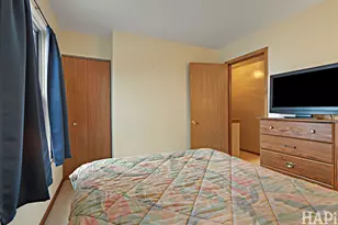 974 Annandale Dr, Elgin, IL 60123 - Photo 16