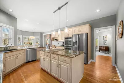 364 Avena Circle, Naperville, IL 60565 - Photo 10