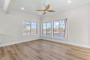 8239 Beach Dr, Rockford, IL 61103 - Photo 28