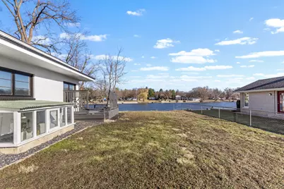 8239 Beach Drive, Rockford, IL 61103 - Photo 30