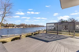 8239 Beach Dr, Rockford, IL 61103 - Photo 8