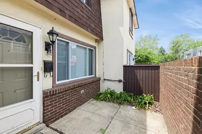 4037 Trafalgar Lane, Oak Lawn, IL 60453 - Photo 1