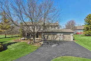 209 Mooregate Trail, Hawthorn Woods, IL 60047 - Photo 32