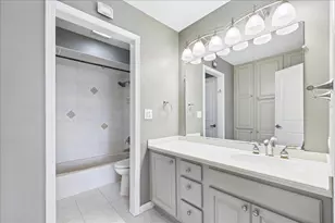 209 Mooregate Trail, Hawthorn Woods, IL 60047 - Photo 22