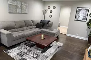 711 N Kenilworth Ave, Elmhurst, IL 60126 - Photo 4