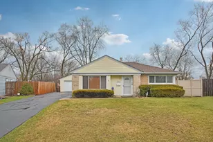 354 Marquette St, Park Forest, IL 60466 - Photo 2