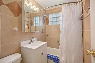 354 Marquette St, Park Forest, IL 60466 - Photo 10